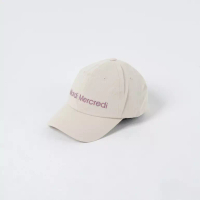 MARDI MERCREDI Topi MARDI MERCREDI TEXT LOGO LILAC CREAM CAP 100% ORIGINAL - OS ADJUST
