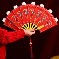 Sampul merah peminat Tahun Kuda 2026 dengan reka bentuk lipatan kreatif untuk Tahun Baru Cina (3/8/1