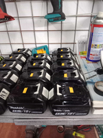 二手日本牧田18V 無擦鋰電起子電動螺絲批（配5.0帶燈電池一個)