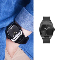 【GUESS】黑色系 酒桶錶造型 矽膠錶帶+皮革表面 男錶 手錶 情人節(GW0386G1)