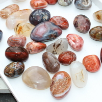 天然紅瑪瑙石水晶原石碎料魚缸裝飾造景礦物石頭擺件兒童寶石