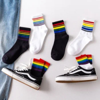 Unisex Sripes Mid Women Socks Rainbow Color Harajuku 100 Cotton Breathable Socks Kawaii Ins Happy Funny Women's rainbow Socks