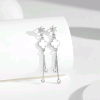 anting titanium wanita anting panjang lapis emas semanggi empat daun kristal bunga aksesoris perhias