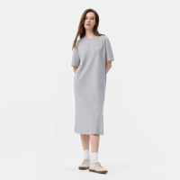 【GAP】女裝 Logo純棉刺繡圓領短袖洋裝-淺灰色(764730)