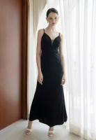 Bebebeige 天鹅绒长款晚宴礼服