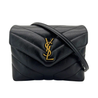 【YSL】Loulou Toy 仿舊金logo牛皮斜背包(678401-黑)