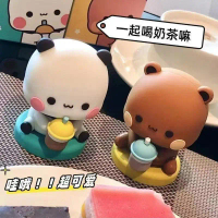 ตุ๊กตาแพนด้าใหม่ หนึ่ง สอง บูบู ตุ๊กตาตั้งโต๊ะน่ารัก ของตกแต่งรถยนต์ ฟิกเกอร์การ์ตูน อนิเมะ ตุ๊กตาขอ