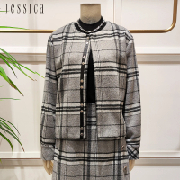 【JESSICA】經典英倫風格紋圓領羊毛外套G34005