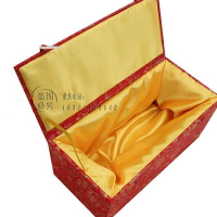 厚實紅色刺繡龍紋大號綢緞錦盒瓷器古董禮盒飾品盒木雕禮品包裝盒1入