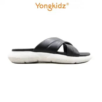 [ ORIGINAL ] YONGKIDZ SANDAL OL-KVN44901-23 KIDS 32 HITAM