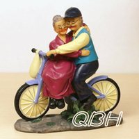 樹脂工藝品 騎車老人擺件 大號夫妻騎自行車模型 家居裝飾品
