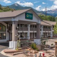 住宿 Quality Inn & Suites Manitou Springs at Pikes Peak 馬尼溫泉
