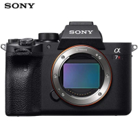 New Sony Alpha A7R IV Mirrorless Digital Camera (Body Only) ILCE-7RM4