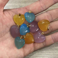 Chalcedony Small Heart Heart-Shaped Agate Pendant Wholesale Live Broadcast Agate Chalcedony Pendant Small Heart Pendant
