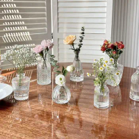 1PC INS Mini Wedding Glass Flower Vase Embossed Retro Transparent Hydroponics Plant Vase Desktop Ornaments Home Decoration