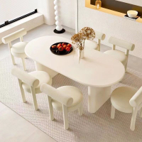 【限時優惠】北歐奶油風實木餐桌小戶型家用餐廳吃飯桌子現代簡約橢圓形飯桌
