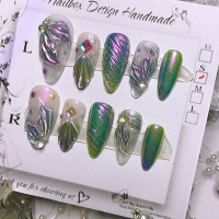 NAIL HANDMADE DESIGN IN MALAYSIA - WITH A PRETTY AND DETAILED FISH TAIL DESIGN THAT MAKES YOUR NAILS