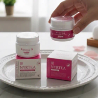 NYRTEA Paket Cream Siang & Malam untuk Kulit Lebih Cerah dan Halus Makeup Puff Compact