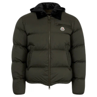 【MONCLER】秋冬新款 男款 CALIMA 連帽羽絨外套-深綠色(2號USA-M、3號USA-L、4號USA-XL)