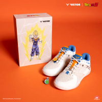【VICTOR 勝利體育】VICTOR x《七龍珠Z》聯名羽球訓練鞋(VG-DBZ L 象牙白)