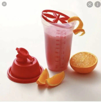 GELAS UKUR ML & TIMBANGAN GRAM TUPPERWARE QUICK SHAKE 500 ML