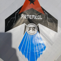 kertas sablon layangan 3 warna BUKAN LAYANGAN SUDAH JADI YYA..!! ISI 100pcs