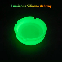 Luminous Silicone Ashtray, Silicone, Luminous, Round &amp; Fluorescent - Perfect for Smoking!