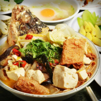 【廚鮮食代】砂鍋魚頭 1包組(2200g/包_鮭魚頭/砂鍋鮭魚頭/年菜必買)