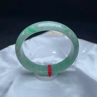 緬甸豆綠貴妃翡翠手鐲種老水潤色澤均勻乾淨清爽翡翠手鐲天然A貨