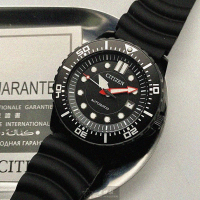 【CITIZEN 星辰】CITIZEN星辰男錶型號CI00013(黑色錶面黑錶殼深黑色矽膠錶帶款)