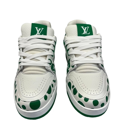 Las Louis Vuitton Trainer Green Ombre 2023: una combinación explosiva de  estilo y exclusividad en sneakers - Mundo Sneakers