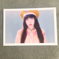 Yeon Photo - Official from Hearts2Hearts 1st Single Album [The Chase] H2H (Package ver)
