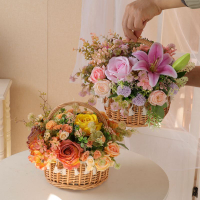 人造花 仿真植物 仿真樹 仿真綠植 仿真擺飾 真花公主籃套裝假花絹花裝飾花籃擺設手提玫瑰百合花籃裝飾擺件137S 快速出貨