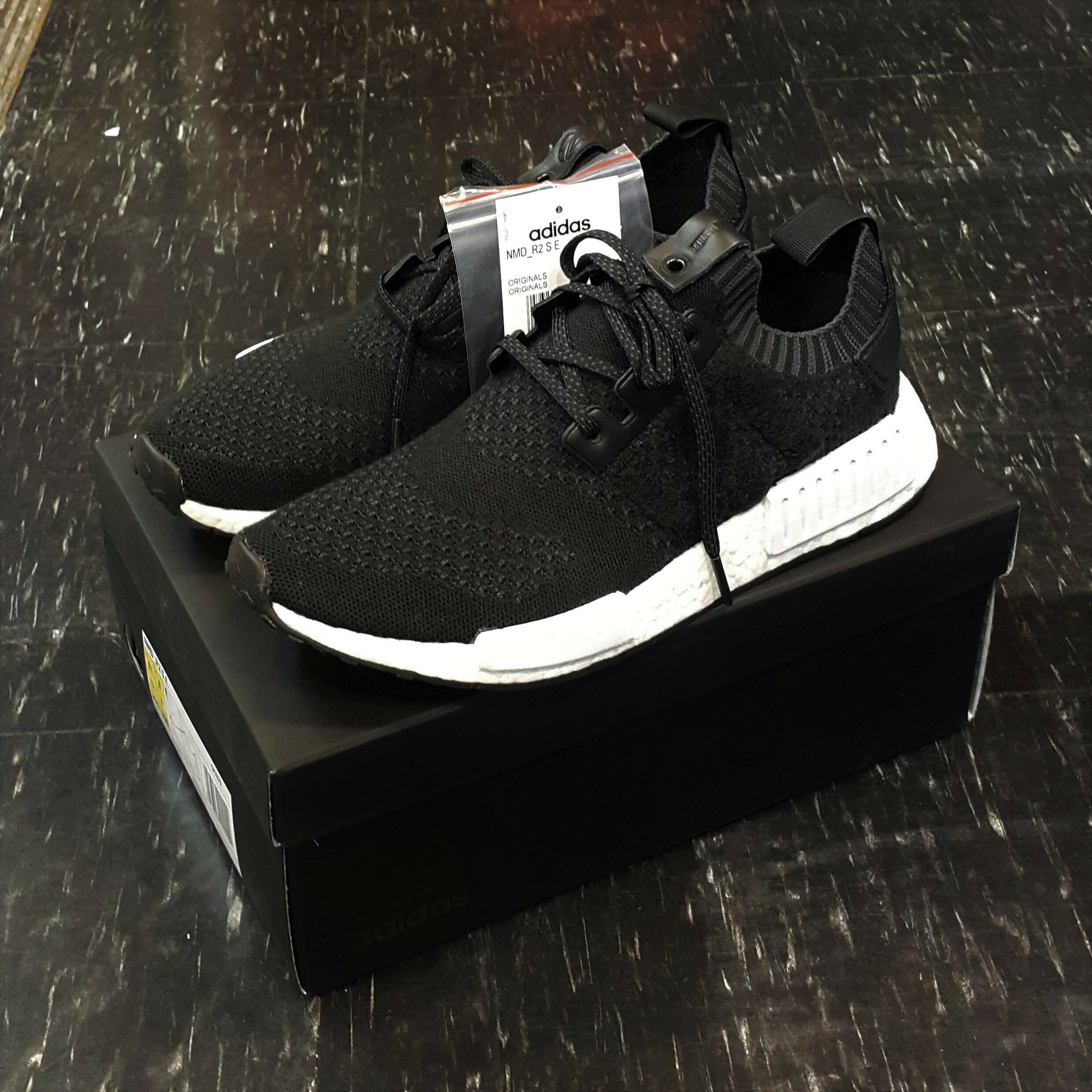 Adidas nmd r2 black cheap