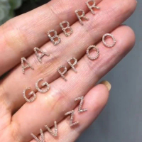 WD DIAMOND 18K白金鑽石 (字母耳環) 0.15 Carat