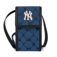 MLB NEW YORK YANKEES MONOGRAM DIAMOND JACQUARD PHONE BAG DENIM