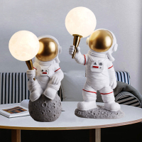 宇航員壁燈 創意臺燈 童房臥室裝飾3D月球燈 太空人桌面小夜燈 免運