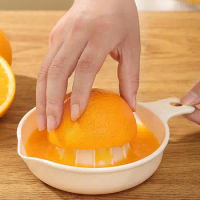 Lemon Juicer Container Citrus Fruit Squeezer Manual Juice Extractor For Grapefruit Lime Press Squeezing Tool With Pouring Spout