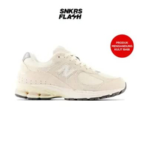 Sepatu Sneakers Pria NEW BALANCE 2002R CREAM - M2002RCC 44