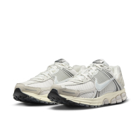 NIKE 慢跑鞋 男鞋 運動鞋 緩震 ZOOM VOMERO 5 灰 HF0731-007