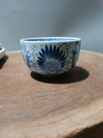 日本回流瓷器古董老青花滿工纏枝蓮茶碗，畫工發色漂亮，全品，保