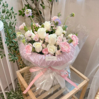 花 - 可愛俄羅斯鮮花花束 #FF0027 1束