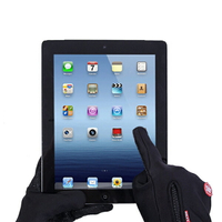 新款 防風 觸控 手套 可滑手機 保暖 防潑水 防寒手套 機車 自行車 騎車 WindsTopper 『無名』 J12125