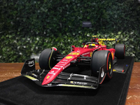 1/18 LookSmart Ferrari F1-75 Carlo Sainz 2022 LS18F1046【MGM】
