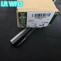 The front wiper is suitable for Discovery 5 17-22 Range Rover Sport Range Rover Executive LR106593 LR083271 LR083272
