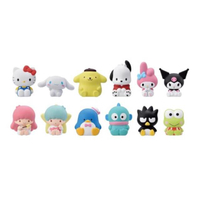 小禮堂 Sanrio 三麗鷗 大集合 公仔盲盒12入組 (經典坐姿款)