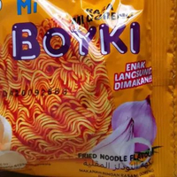 Mie kremes Boyki dan Anak Mas Anak Mas