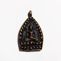 A029 เหรียญเจ้าสัว ๑๐๐ ล้าน หลวงพ่อคง วัดกลางบางแก้ว จ.นครปฐม ปี2557 เนื้อทองเหลือง