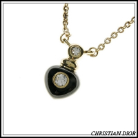 Christian Dior 鑲鑽典雅水滴造型CD項鍊
