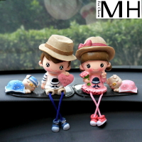 創意汽車擺件可愛卡通情侶牽狗車內裝飾品車上車載小玩偶吊腳娃娃